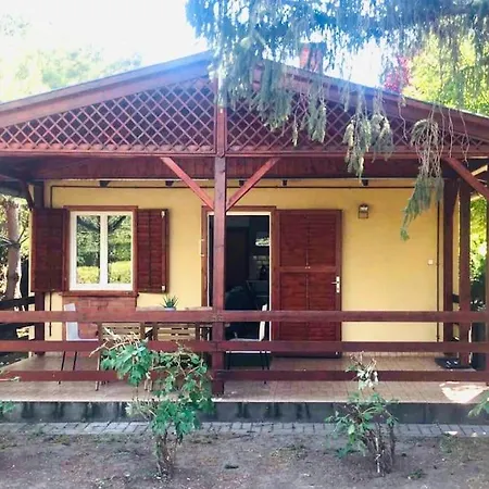 Entire House In The Quiet Neighborhood Of Casa de Férias Siófok